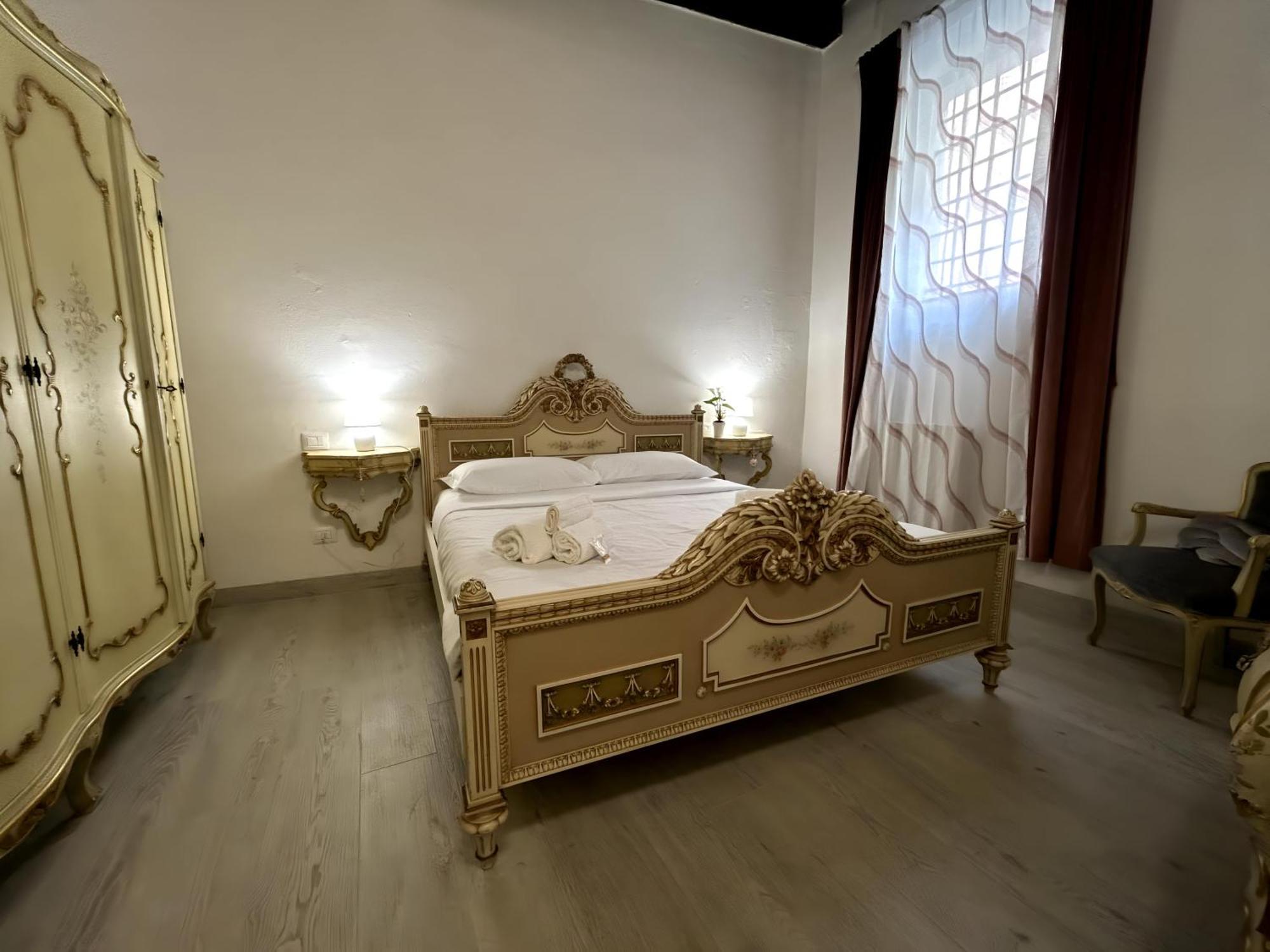Al Campanile Apartment *